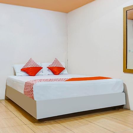 Oyo 90923 Makassar Cottage Balangberu Dış mekan fotoğraf