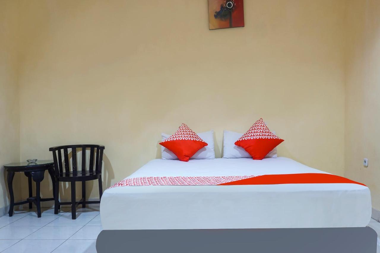 Oyo 90923 Makassar Cottage Balangberu Dış mekan fotoğraf