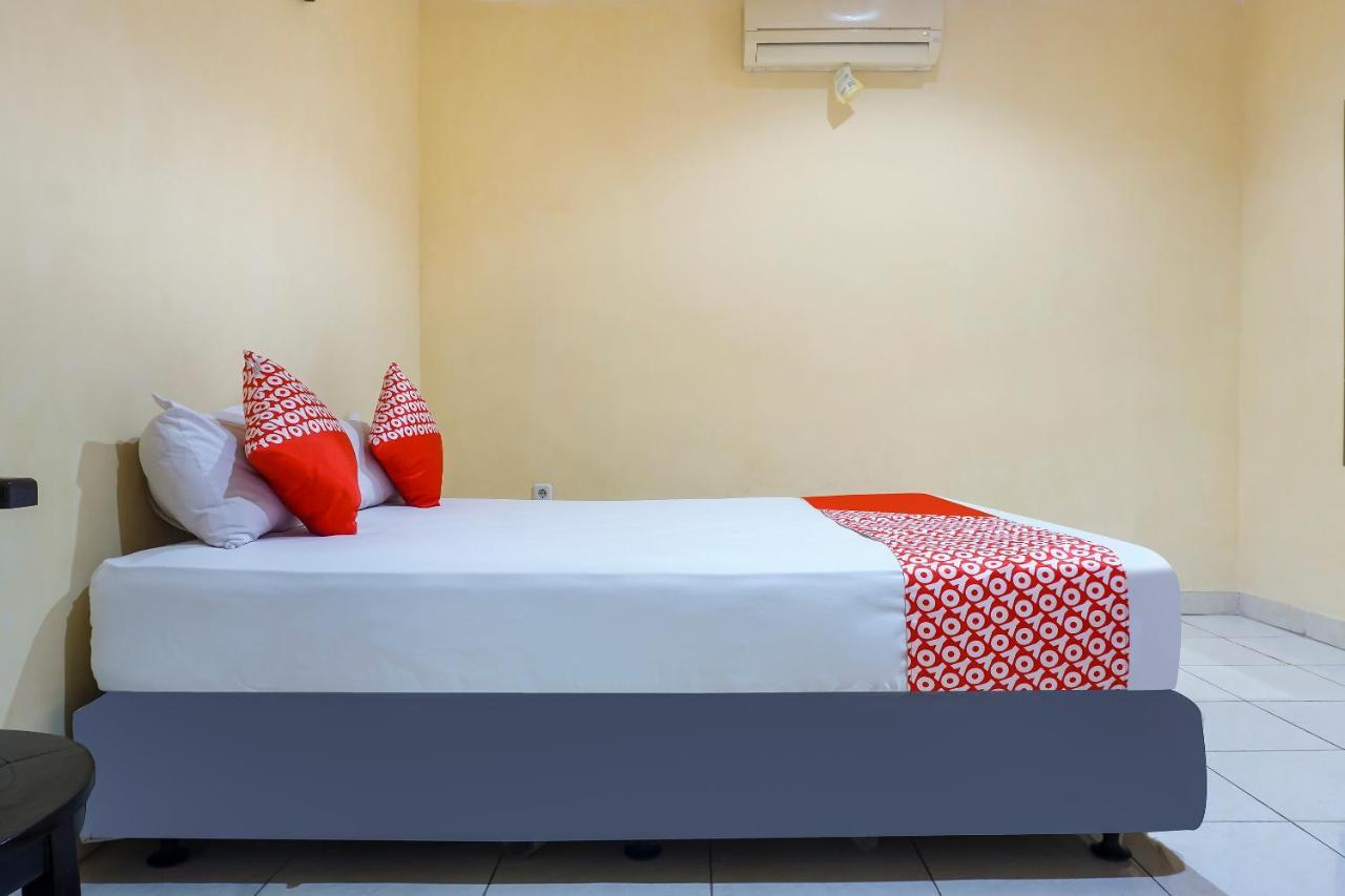 Oyo 90923 Makassar Cottage Balangberu Dış mekan fotoğraf