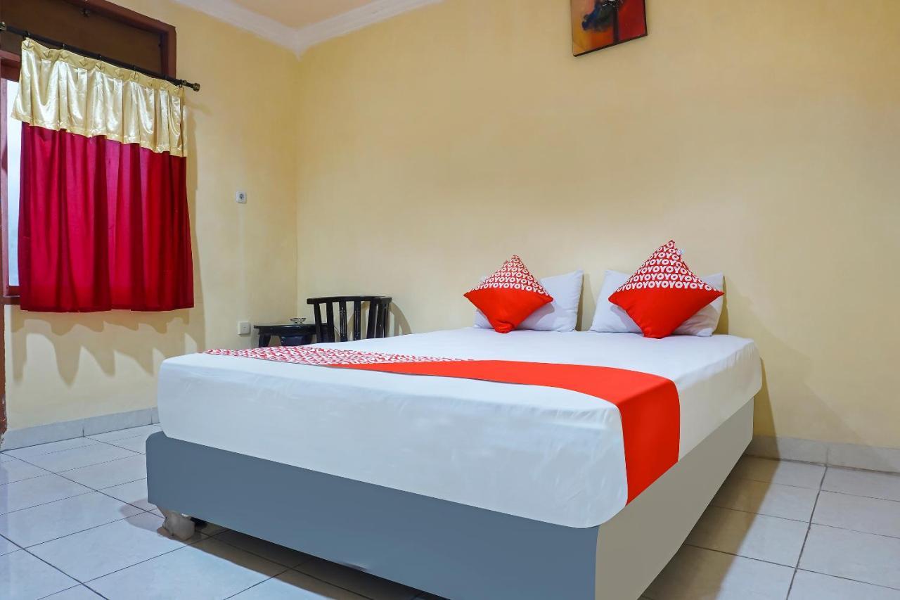 Oyo 90923 Makassar Cottage Balangberu Dış mekan fotoğraf